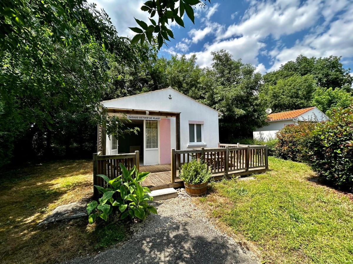 Les Cabanes Du Lac Vandré Exteriör bild