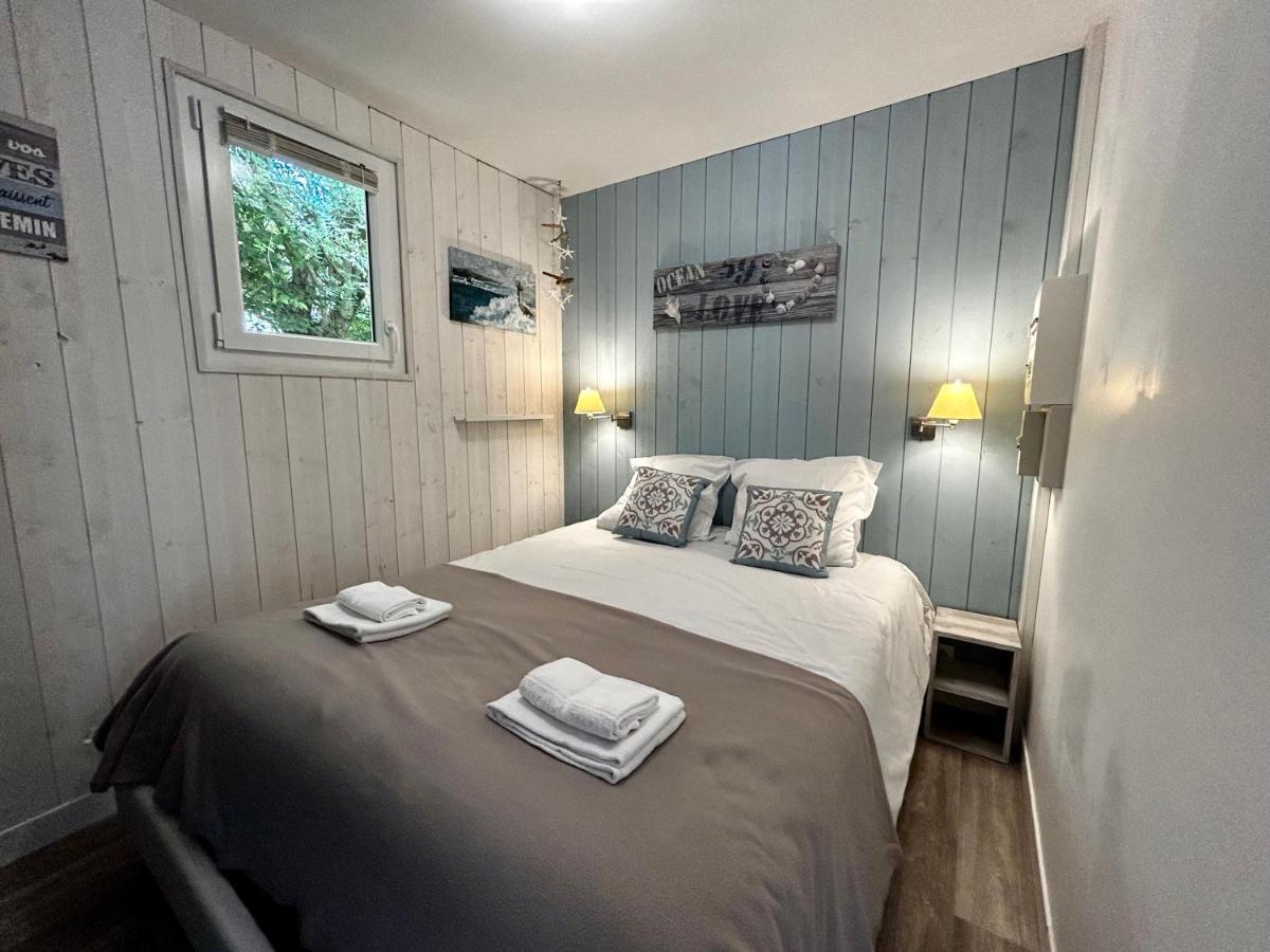 Les Cabanes Du Lac Vandré Exteriör bild